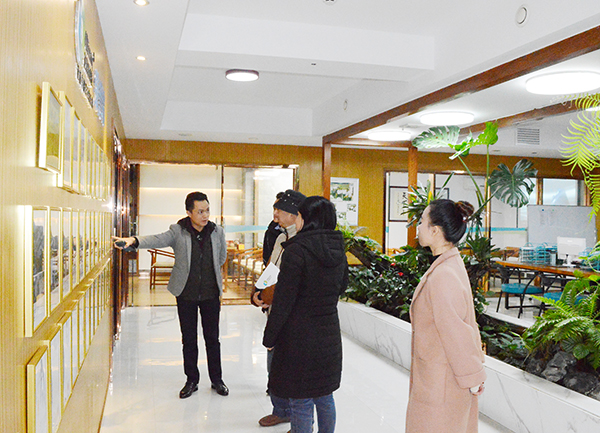 双模式无电照明系统